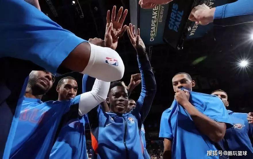 关于热火遭遇人逆转，保持不败纪录终结的信息