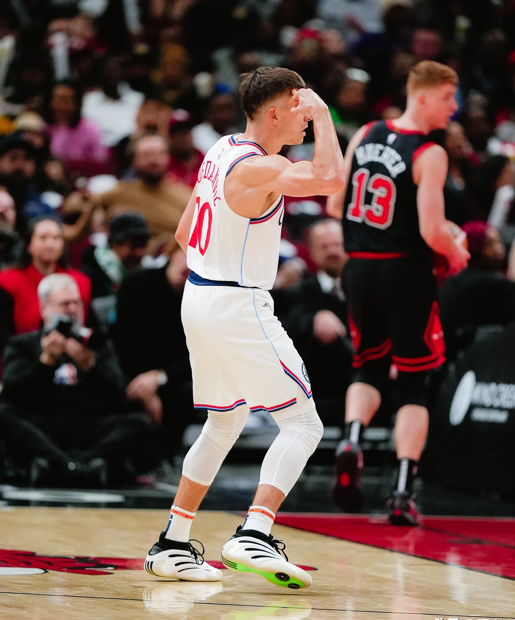 包含快船二当家球员表现不佳,需重新调整状态的词条 包含快船二当家球员表现不佳,需重新调整状态的词条