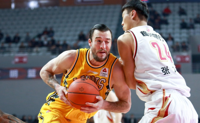 沃特福德再胜,成为黑马劲旅的简单介绍 沃特福德再胜,成为黑马劲旅的简单介绍