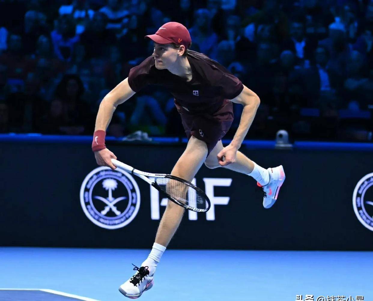 包含ATP总决赛翻盘年终总决赛，穆雷状态火热的词条