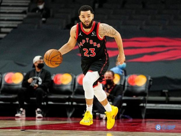 关于山东队轻取公牛，范弗利特状态火热的信息