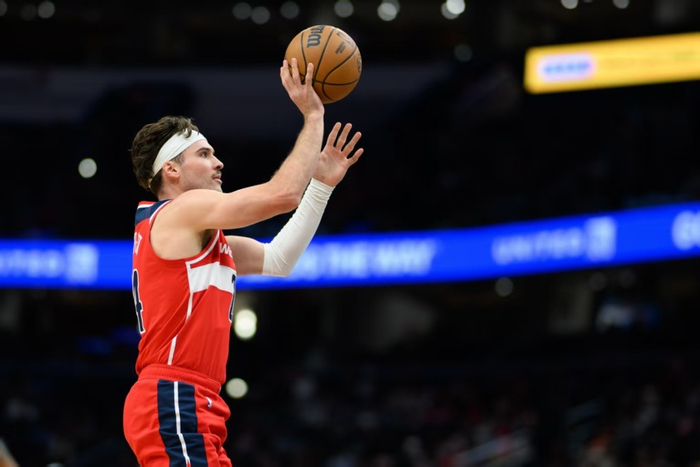 关于山东队鏖战快船，麦科勒姆高光表现的信息