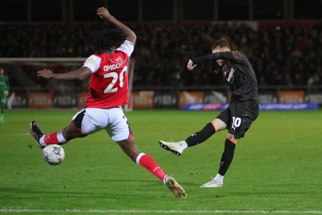 关于瑞典轻取法国，楚阿梅尼状态火热的信息