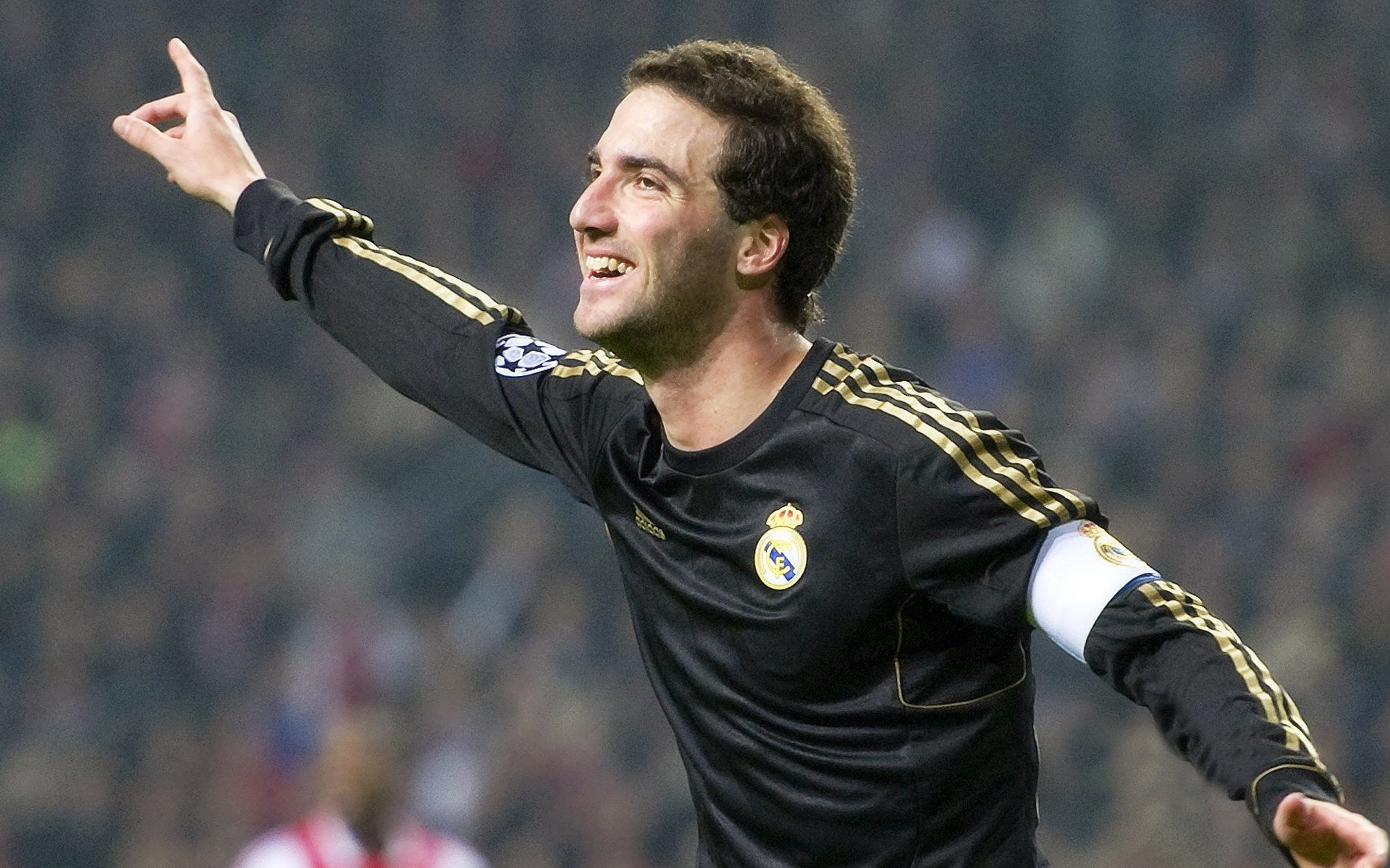 绿茵场上的命运交响曲,当西甲德比硝烟遇上英超意甲的绝杀回响