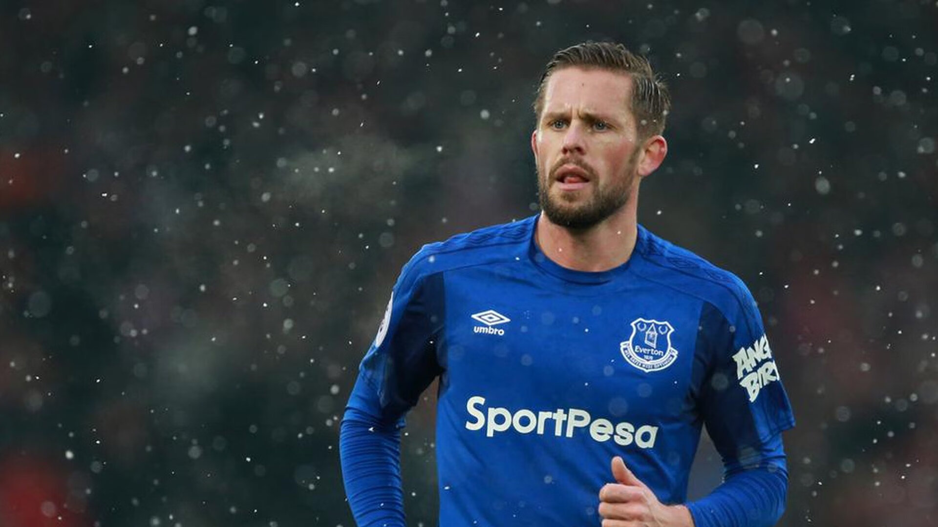 奥亚尔萨瓦尔，F1年度争冠之夜的意外点火者