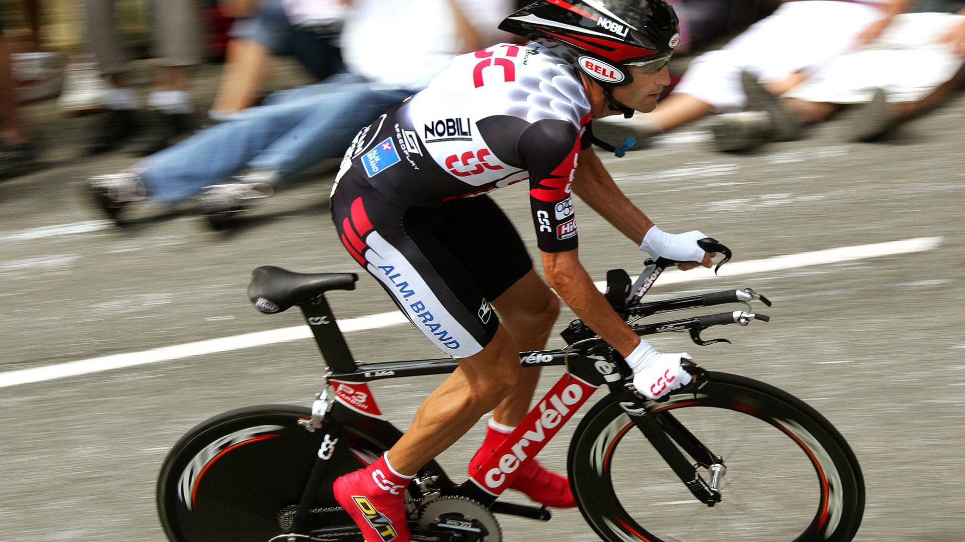 联合杯鏖战，梅德韦杰夫以绝对统治力锁定年终总决赛，诠释唯一的王者之路