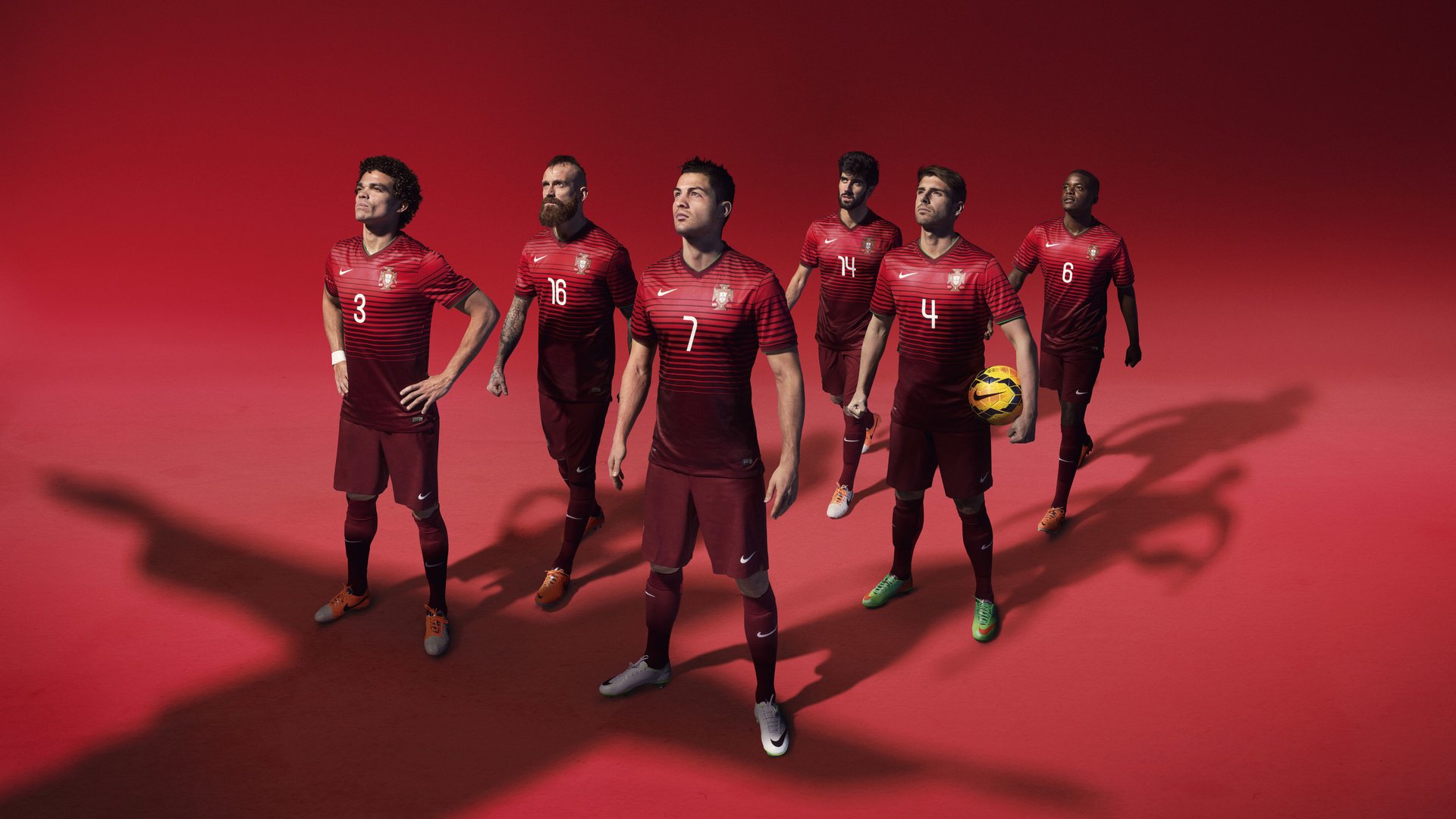 当绿茵绝杀遇见乒乓统治，波兰的冷箭与马龙的王朝